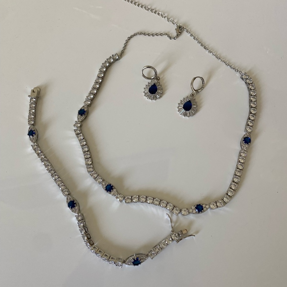 NWOT Matching Jewelry Set - Necklace, Bracelet, Earrings for Formal Occasion